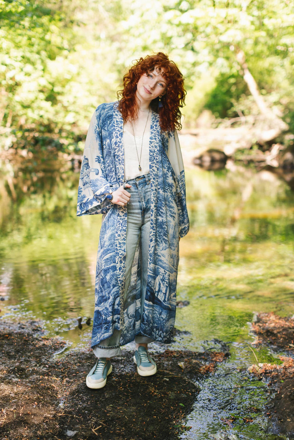 Let The Light In Opera Duster Kimono Robe Blue Delft Toile