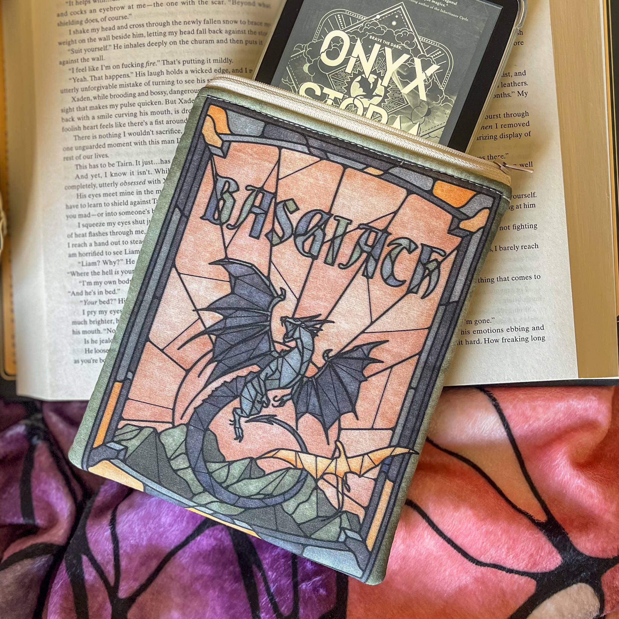 Fourth Wing Padded Kindle Sleeve with Zipper - Bookish Gift