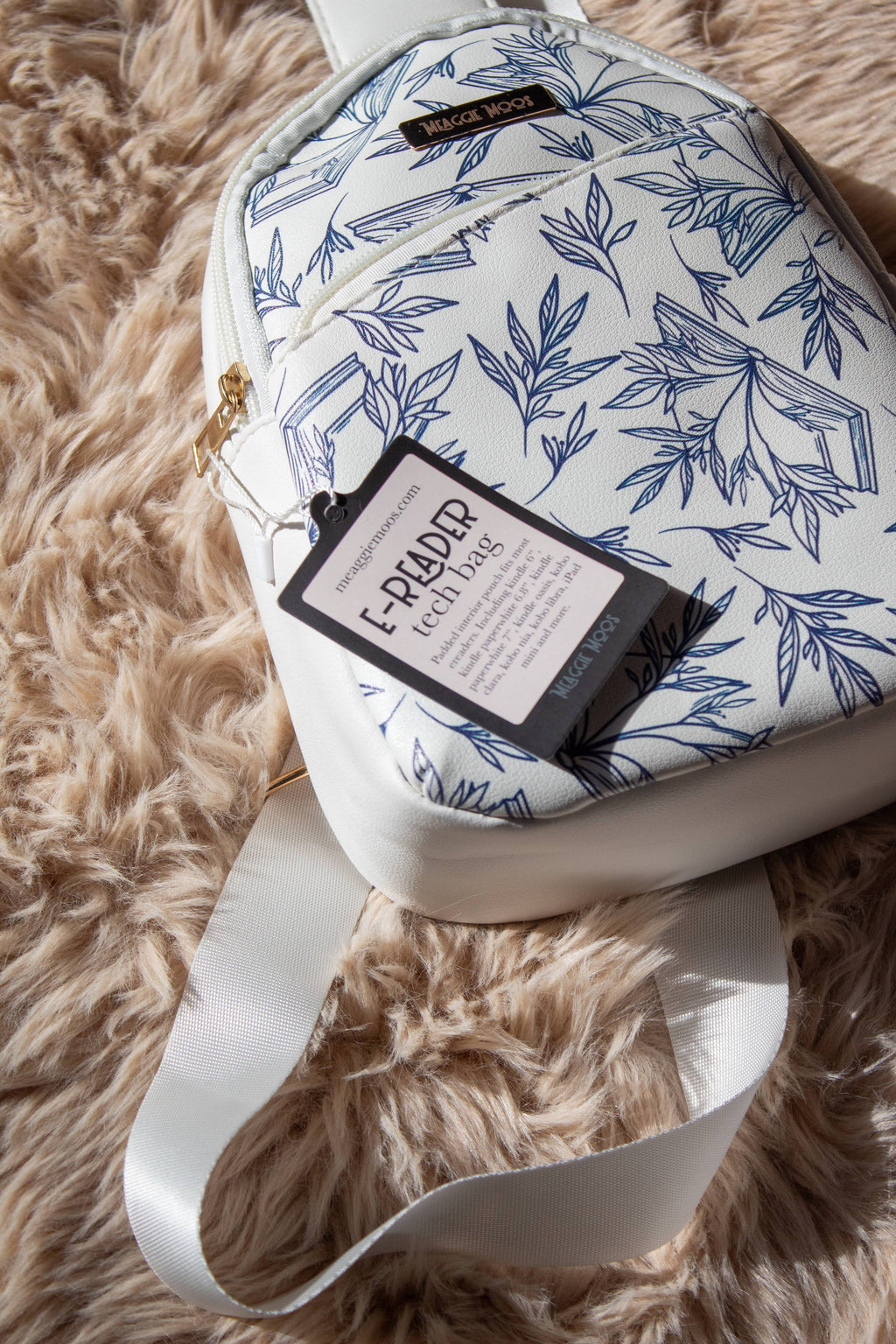 Bookish E-Reader Crossbody Tech Bag | Porcelain Books
